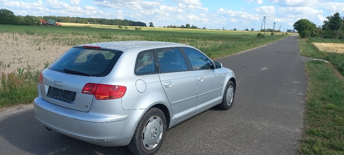 AUDI A3 5D  1,6 102 KM MPI Sportback
