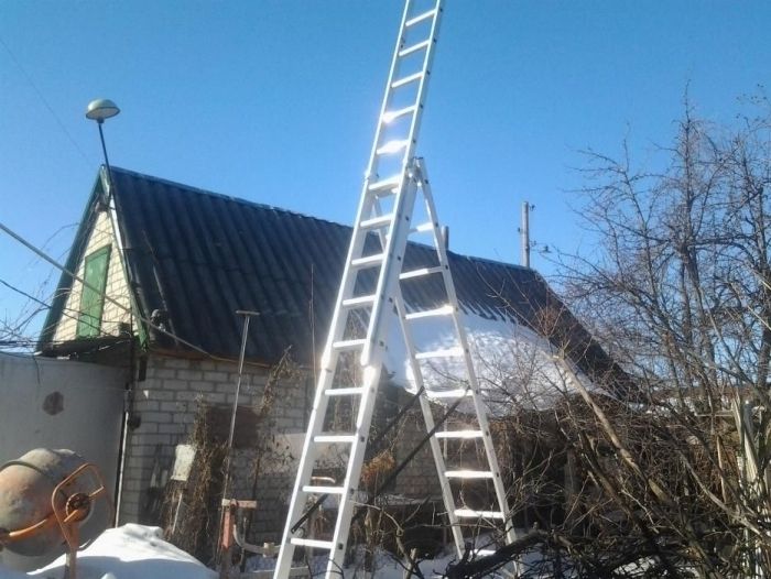 Здам в аренду бетономешалку и лестницу строительную.