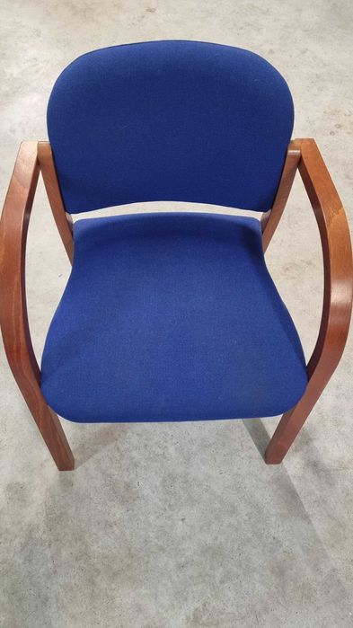 krzesło drewniane z oparciem, biurowe, konferencyjne, tapicerowane