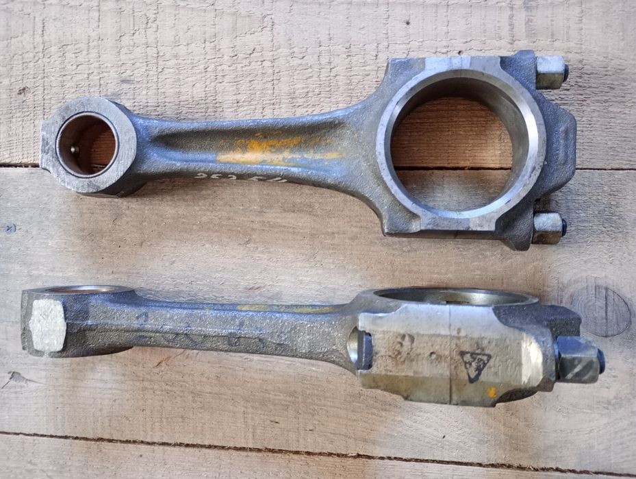 260-1004100-Д-01 Шатун Д-260 стар/зраз під палець d=38 мм (вир-во ММЗ)