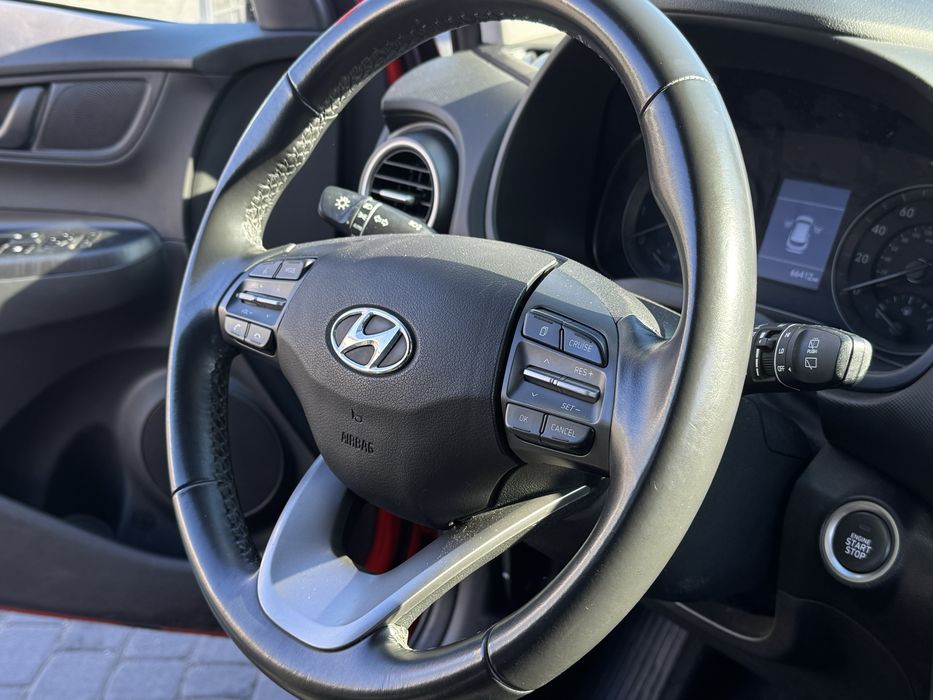 Продам Hyundai Kona 2.0 SEL