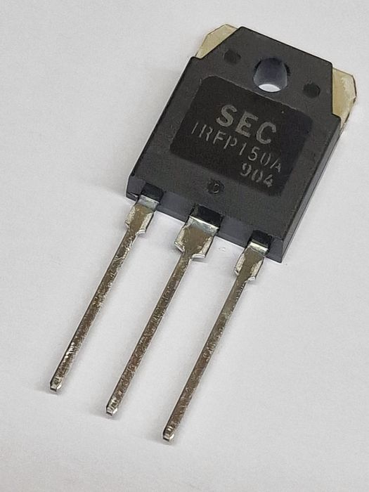 #961   Tranzystor IRFP150A