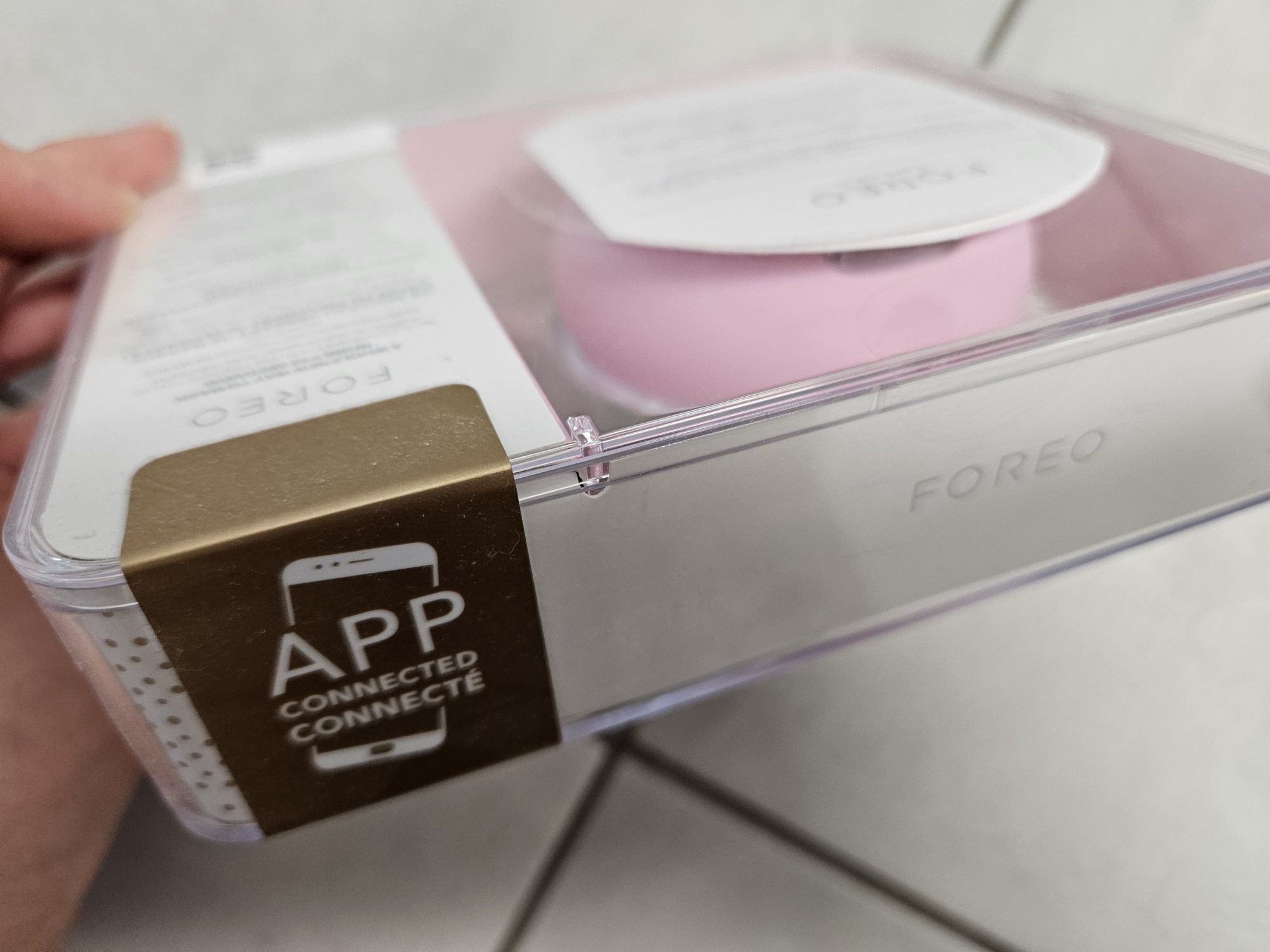 Nowe Foreo Ufo mini urządzenie do pielęgnacji
