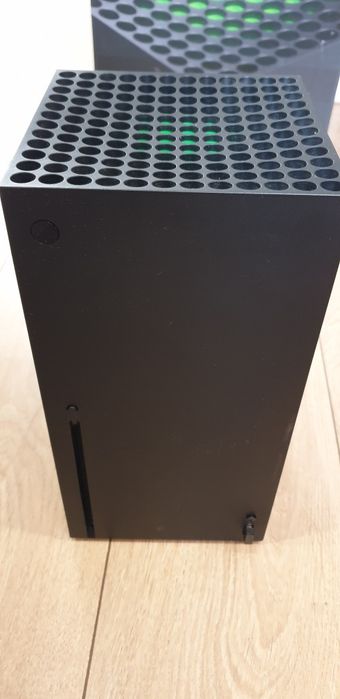 Konsola Xbox series X super stan - kompletny zestaw!!