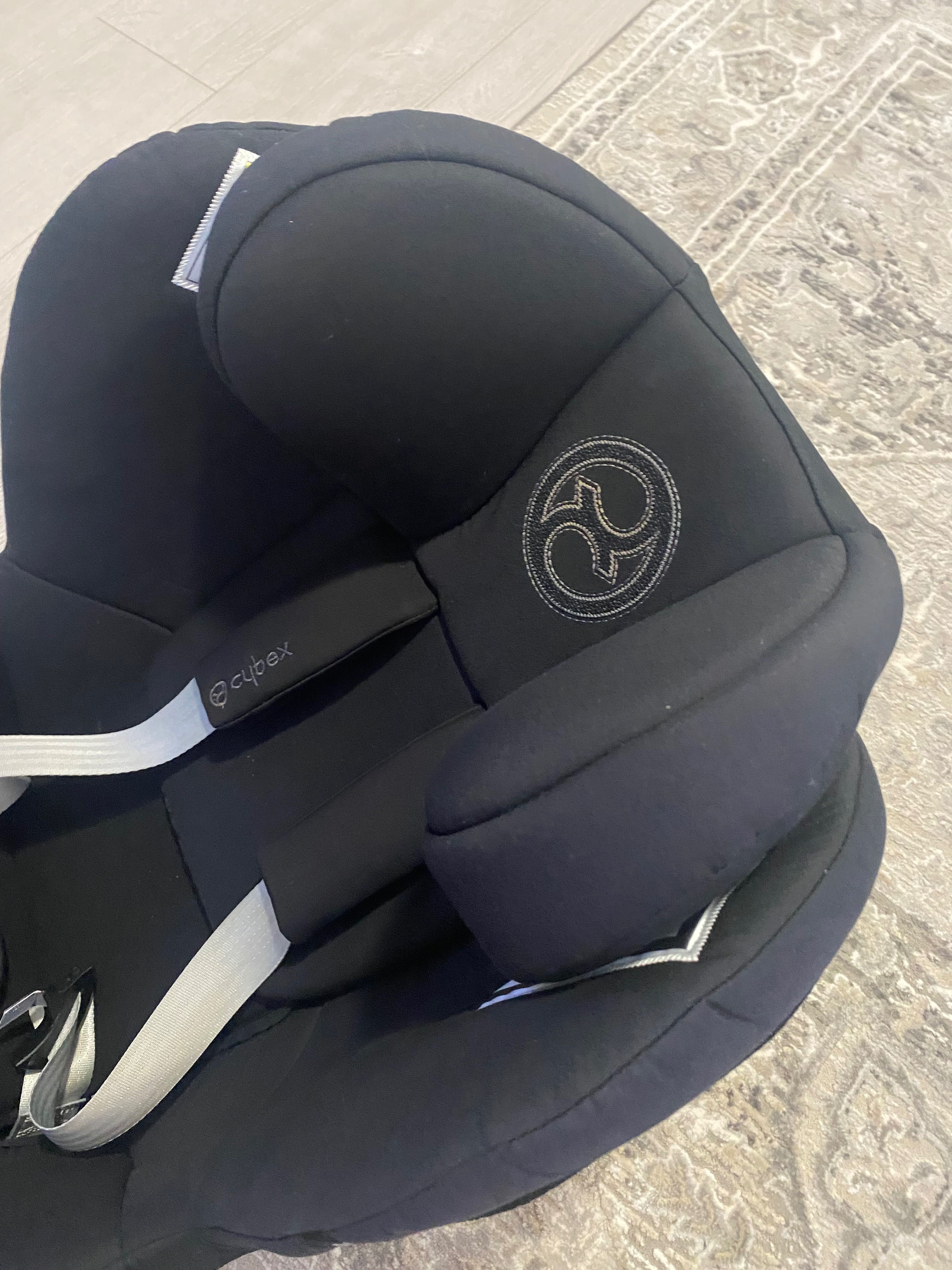 Baza Cybex Z i fotelik Cybex Sirona Z i-Size