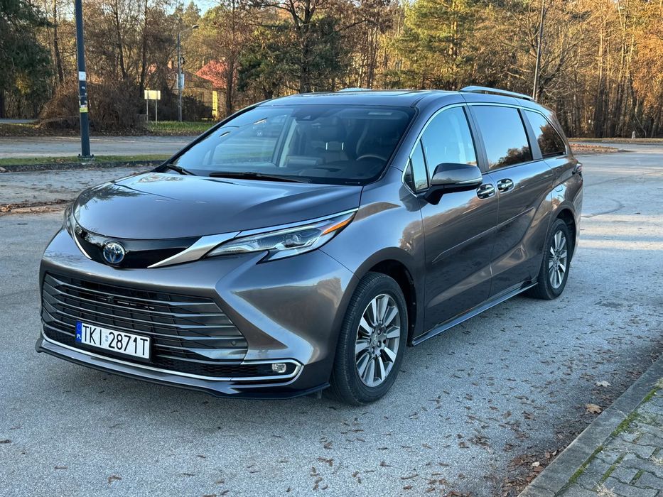 Toyota Sienna Platinum AWD