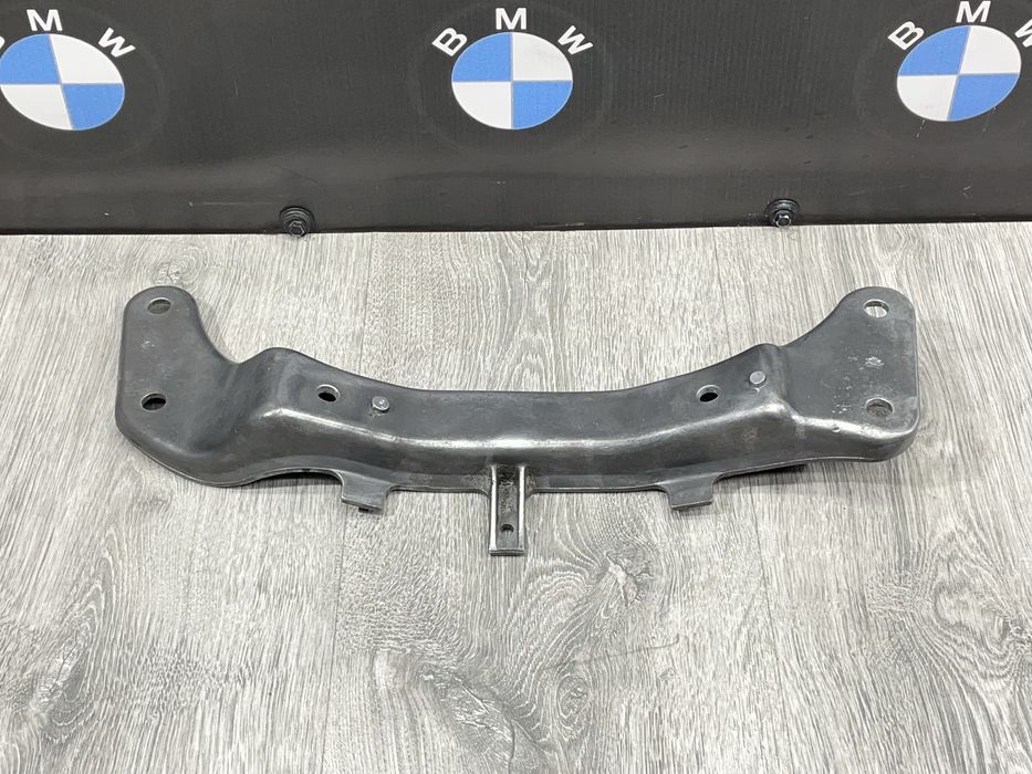 Траверса МКПП 6-ти ступ Е34/E31 M60/M62 Код:858