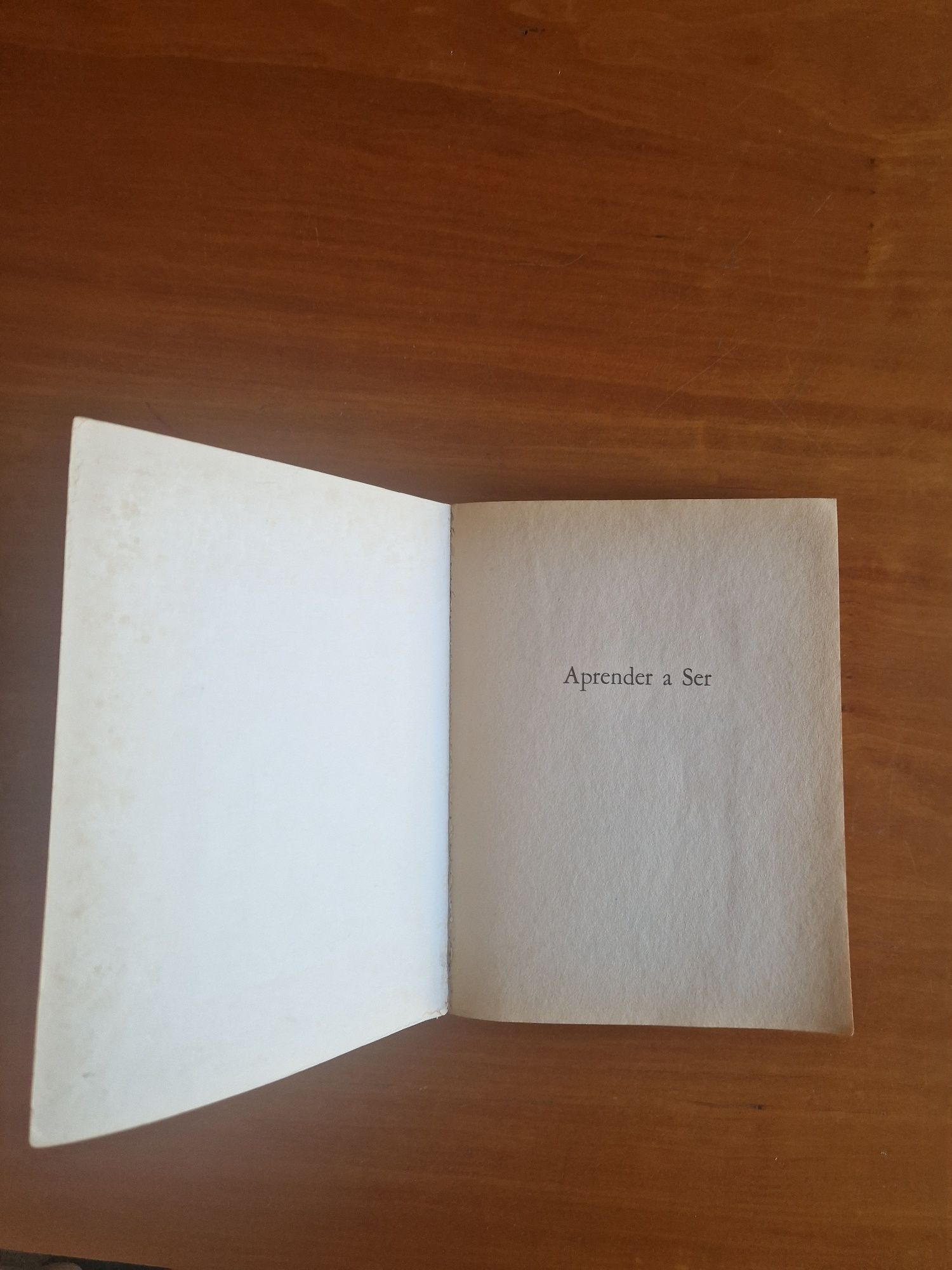 "Aprender a Ser", de Edgar Faure, 3.ª edição, 1981