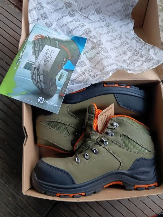 Buty rozmiar 42. Nowe