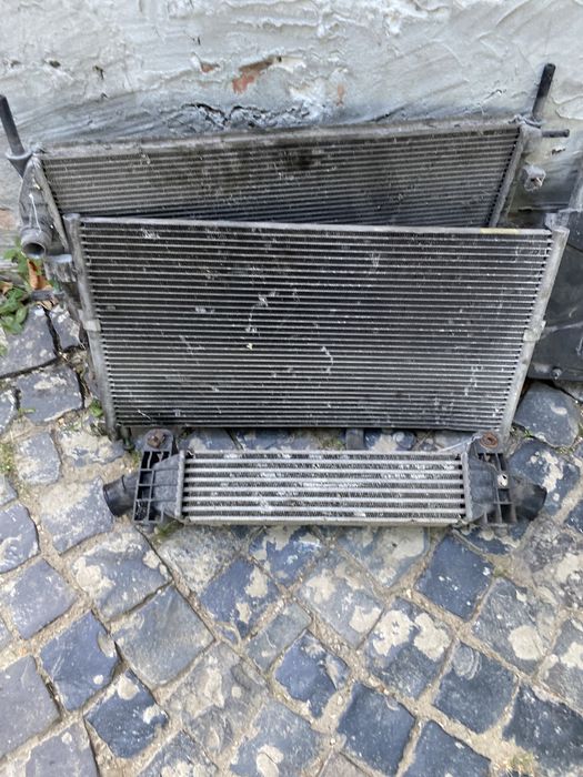 Радіатор охолодження форд мондео