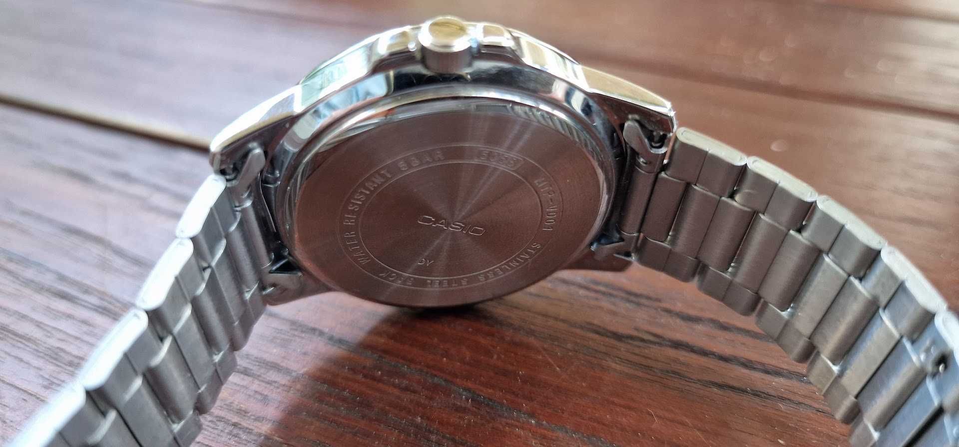 Casio MTP VD01D Azul - Como novo