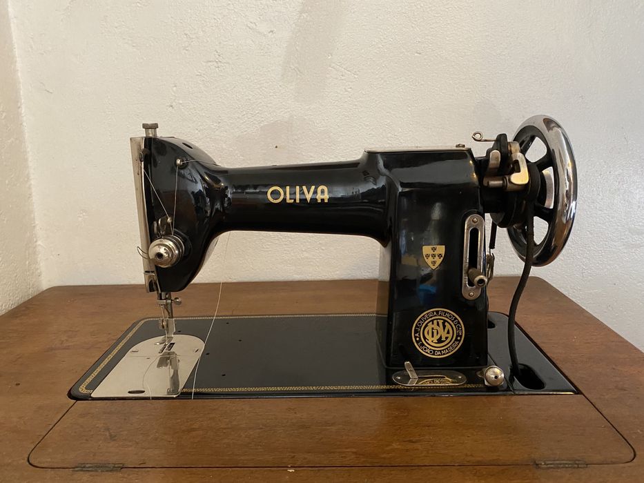 Máquina de Costura Portuguesa | OLIVA