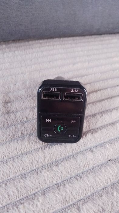 Фм транмисер новый с блютуз