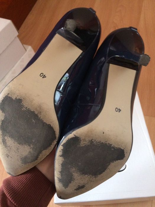 Skórzane szpilki buty na obcasie 39 eleganckie lakierki wiosna lato