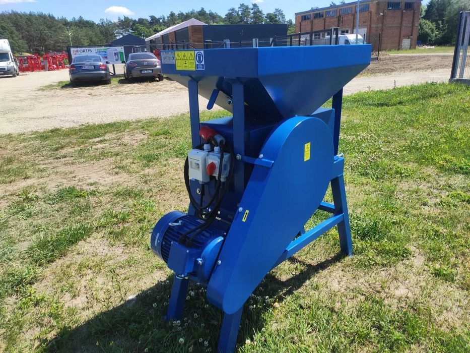 Zgniatacz Gniotownik do ziarna zboża kukurydzy grochu śrutownik Młyn