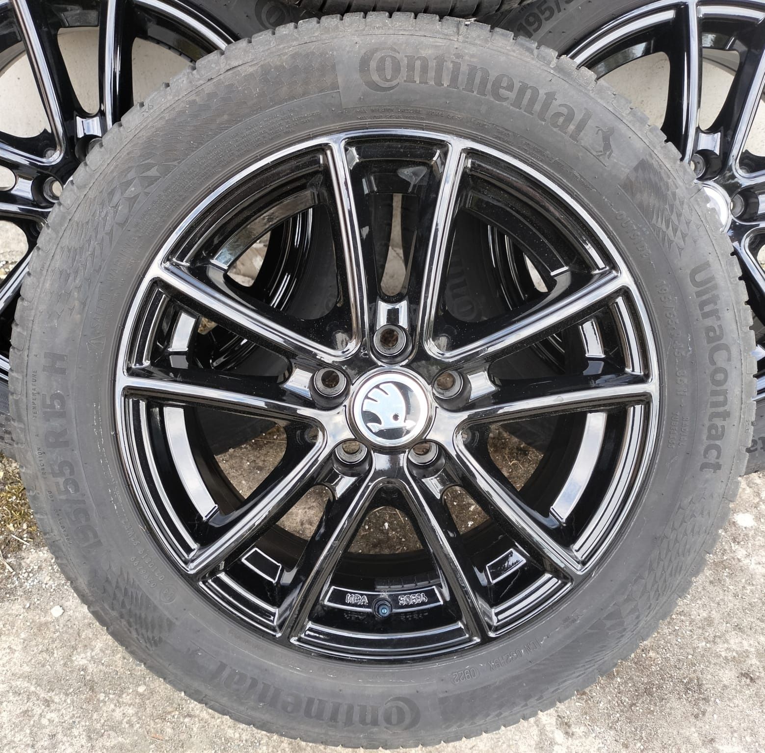 Felgi z oponami Skoda Fabia Praktik Scala Polo 6,5x15 ET40 5x100