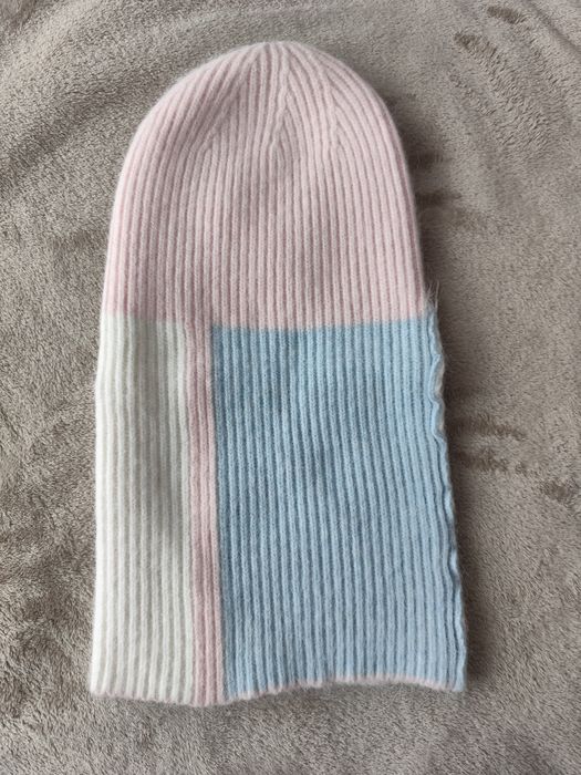 Зимова шапка, жіноча