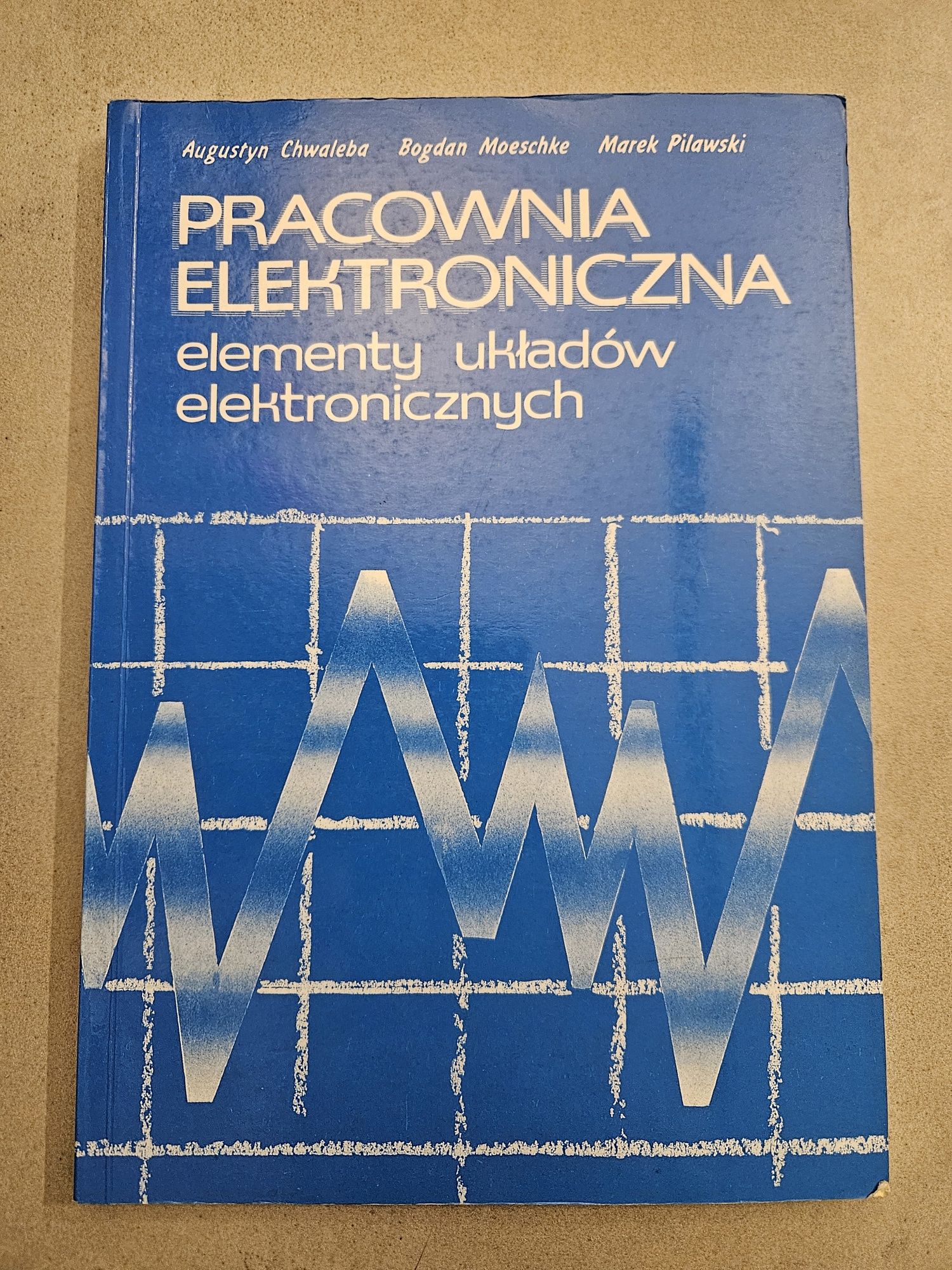 Podręcznik Pracownia Elektroniczna