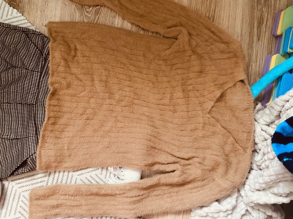 Sweterek i spodnie w krate zestaw damski m