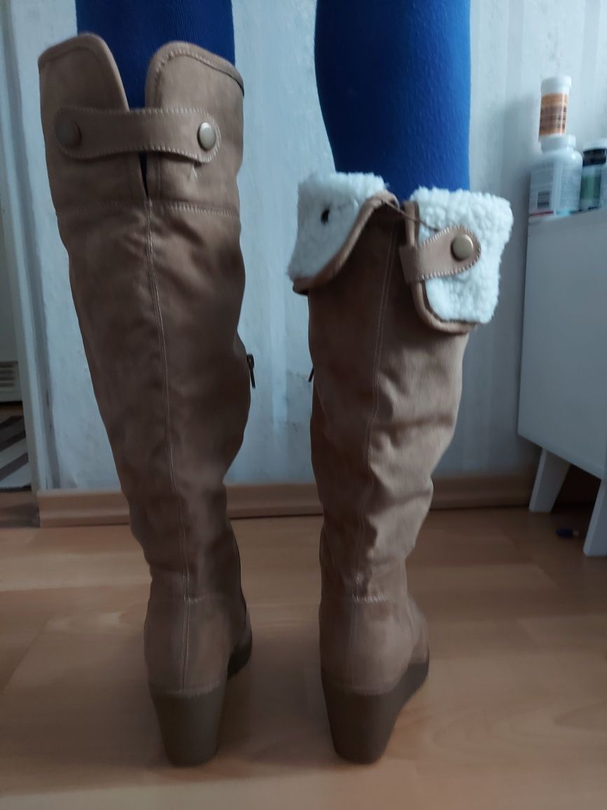 Kozaki damskie zamszowe nr 37