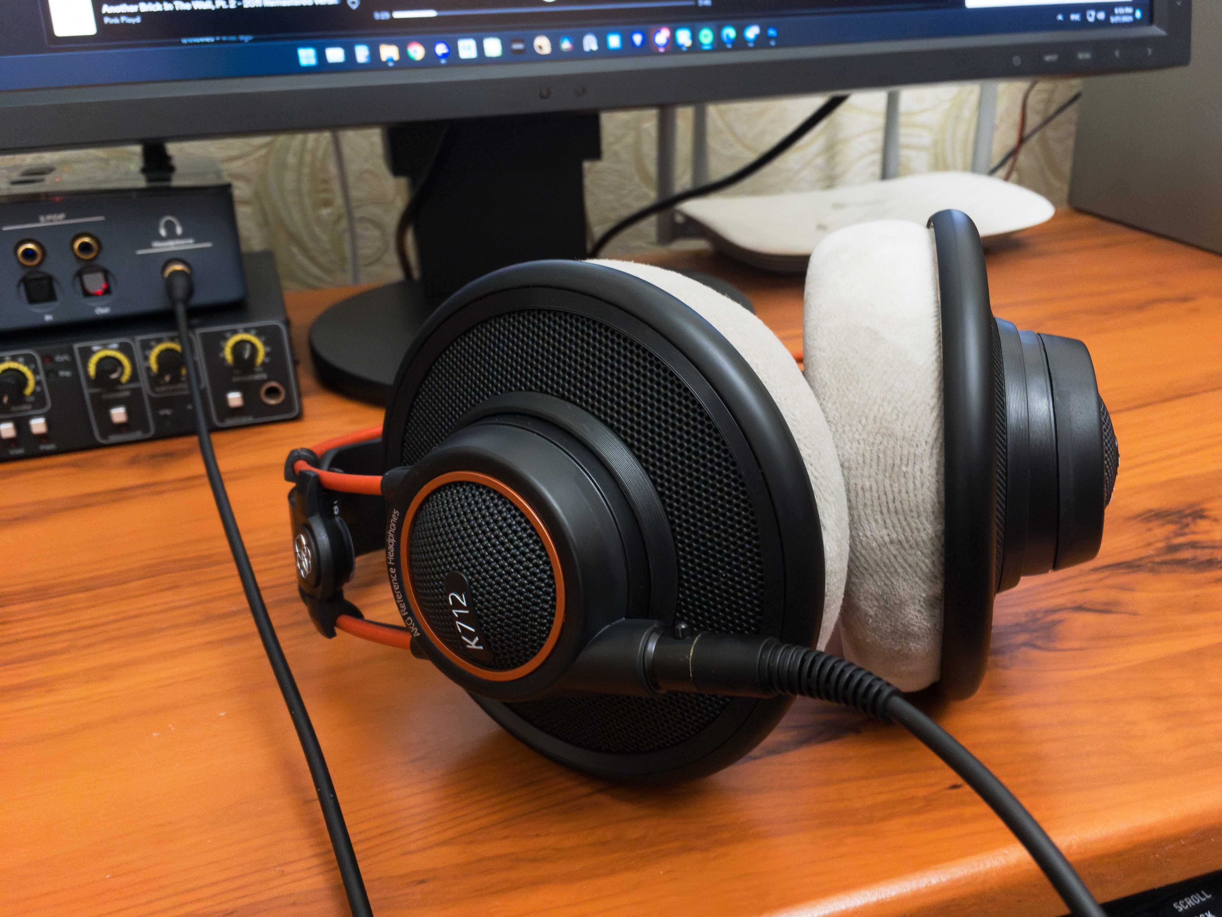 Профессиональные наушники AKG K712 Pro