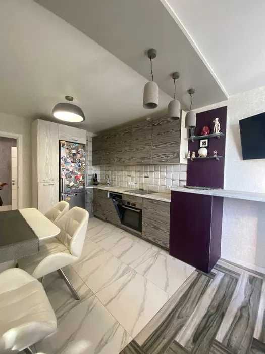 Продам 2к квартиру в ЖК Садовый (18208)