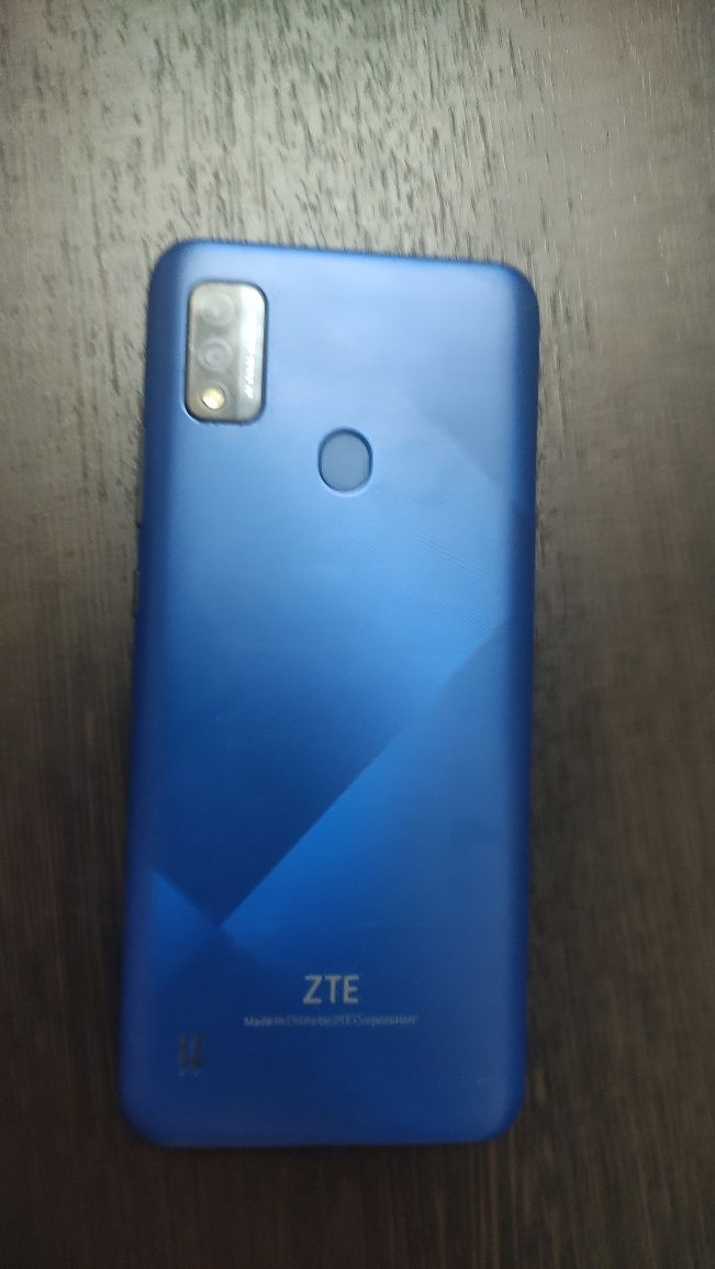 Телефон ZTE Blade A51