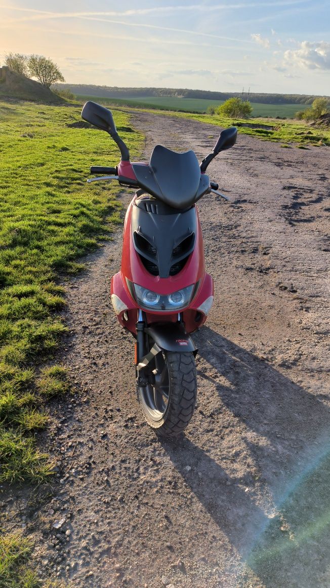 Продам Aprilia sr50