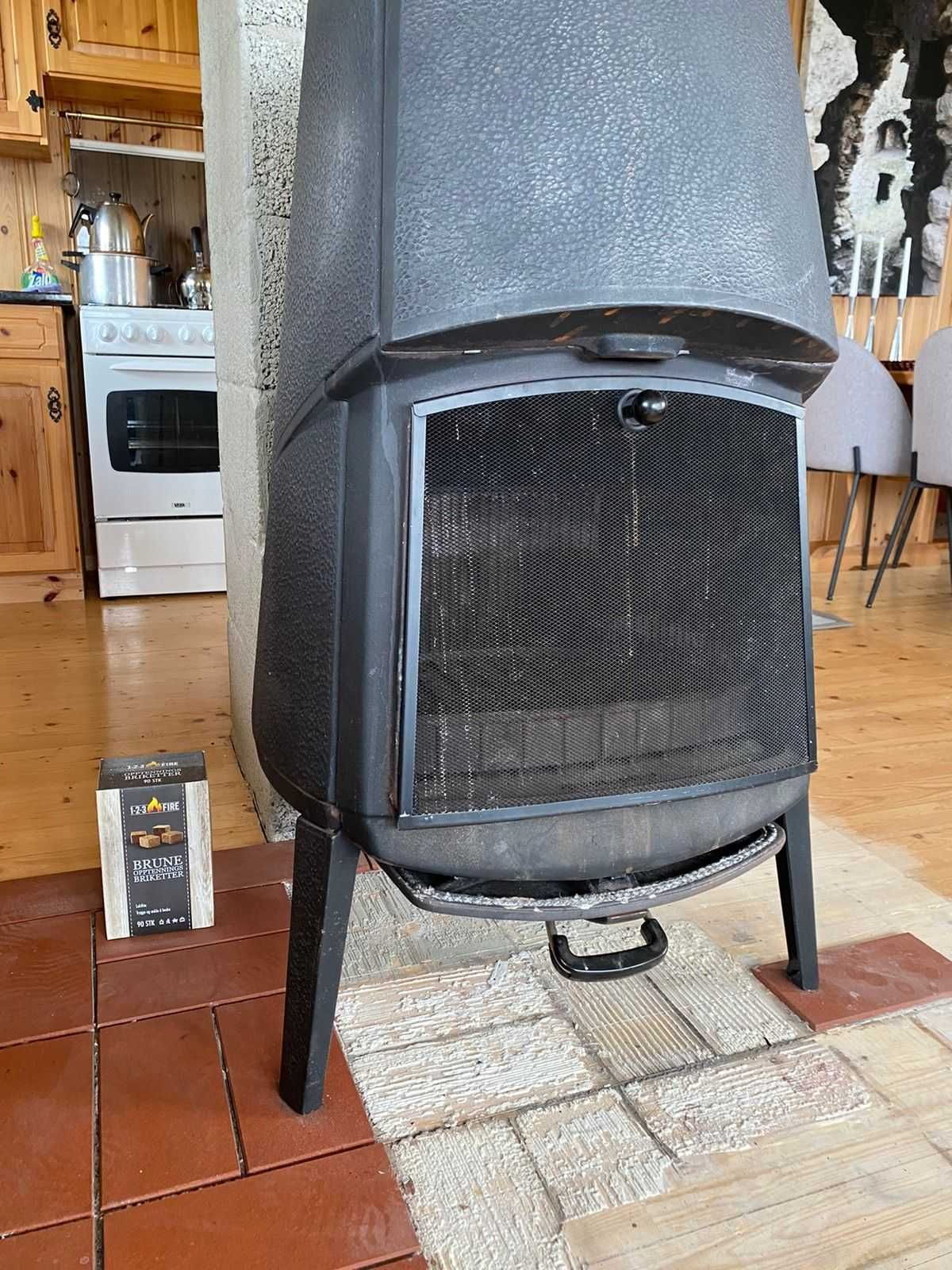 Jotul 4 kominek piec norweski koza zeliwny  czarny lub zielony