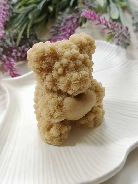 Mydlany miś z sercem podziękowanie upominek Urodziny Dzień Dziecka