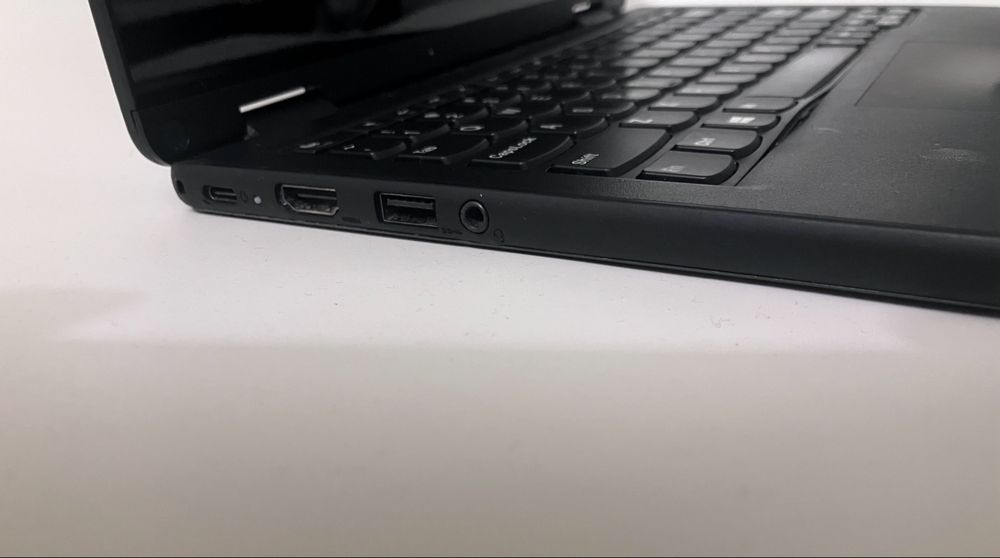 Lenovo Yoga 11e (11.6 HD/ Core M3/ 8Gb/ 120ssd/ Bt/ Win10)