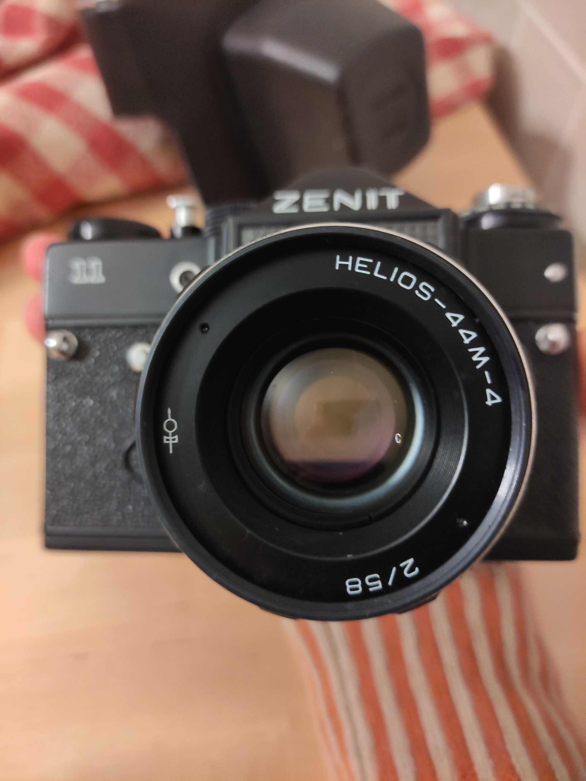 Zenit 11 com Helios-44M-4