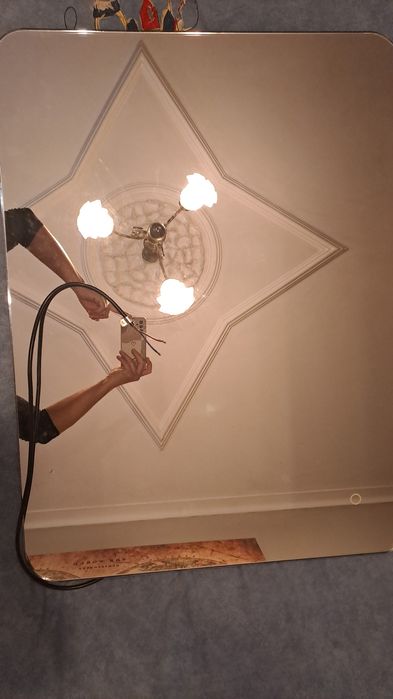 Espelho com iluminação