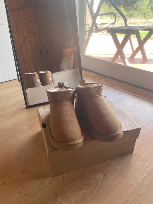 Uggs Botas Castanhas Claras