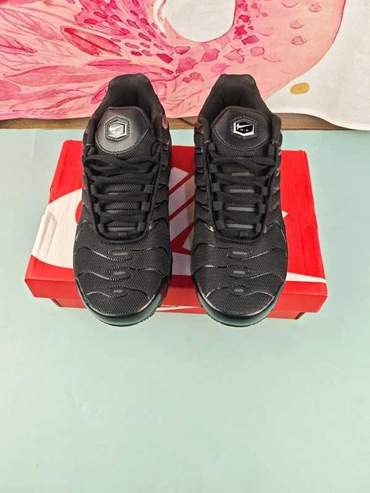 buty Espadryle NikeAirMaxTNPlusBlack Espadryle R.44