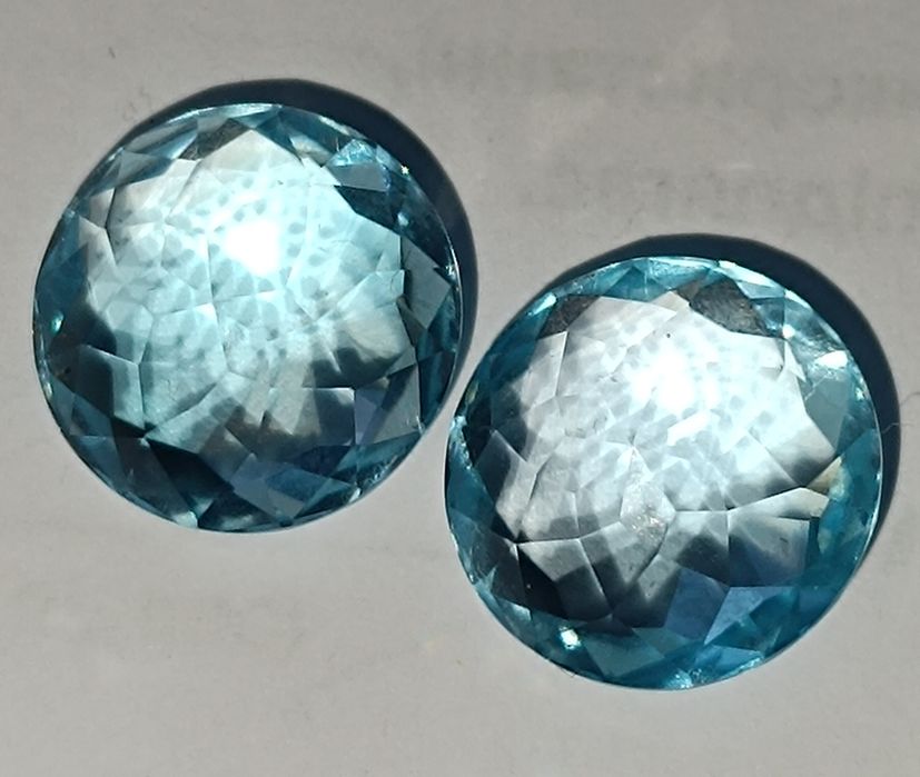 топаз камень (2шт)