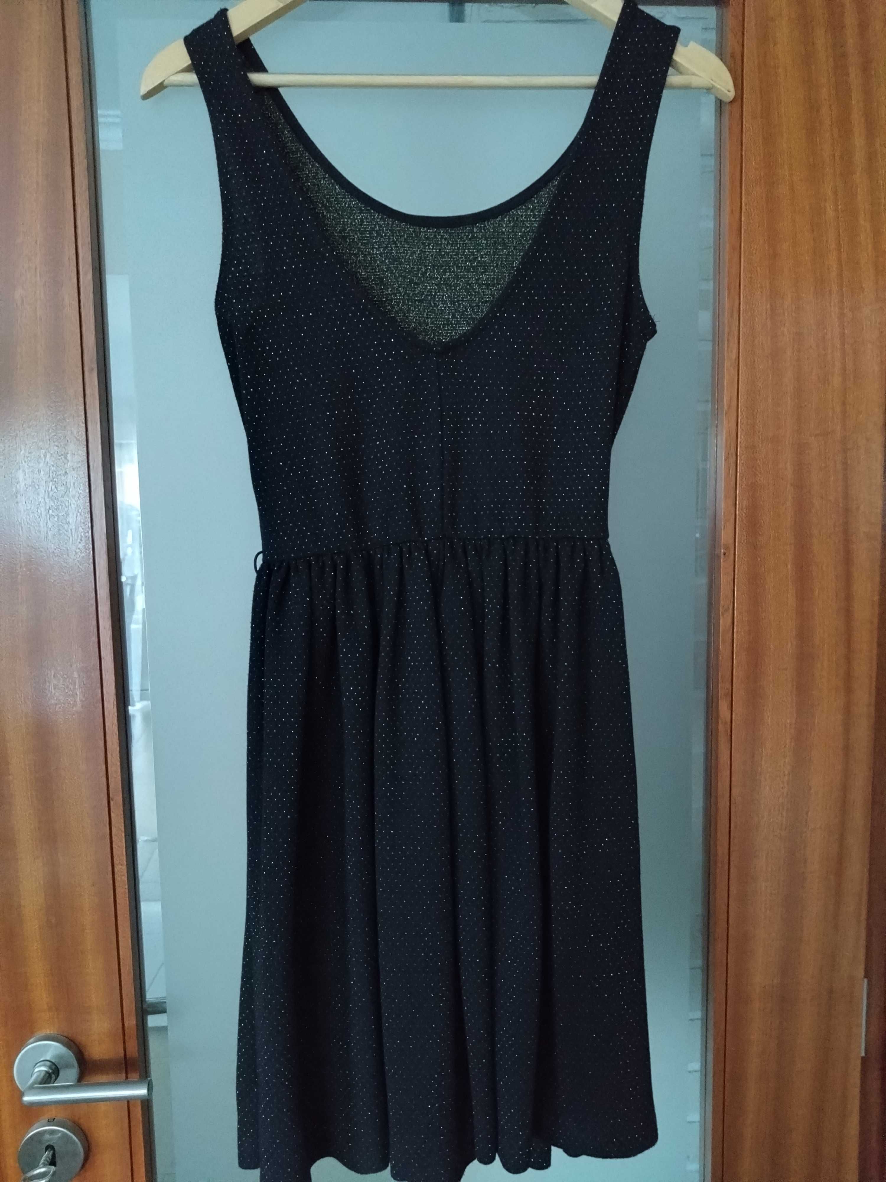 Vestido preto SPRINGFIELD