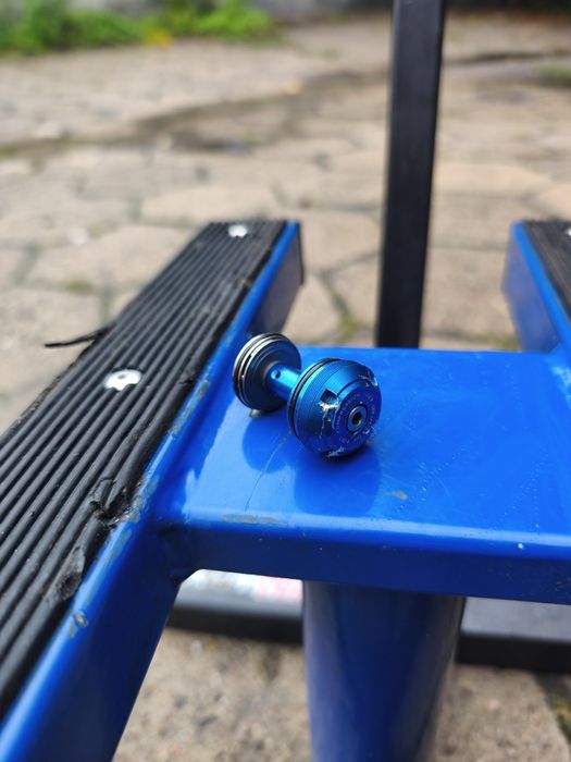 Regulator kompresji Fox dhx2 vvc