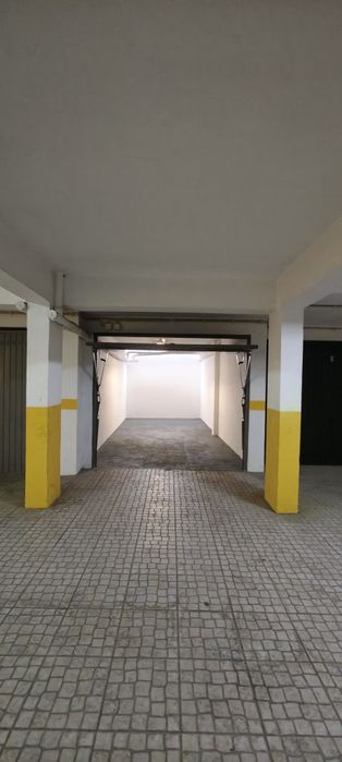 Alugo garagem Pinhal Novo