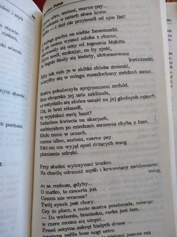 Poezja polska okresu międzywojennego Antologia
