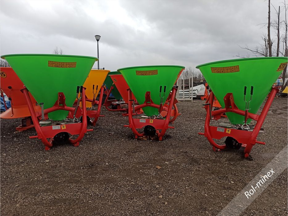 Siewnik ogrodowy nawozow lejek Transport