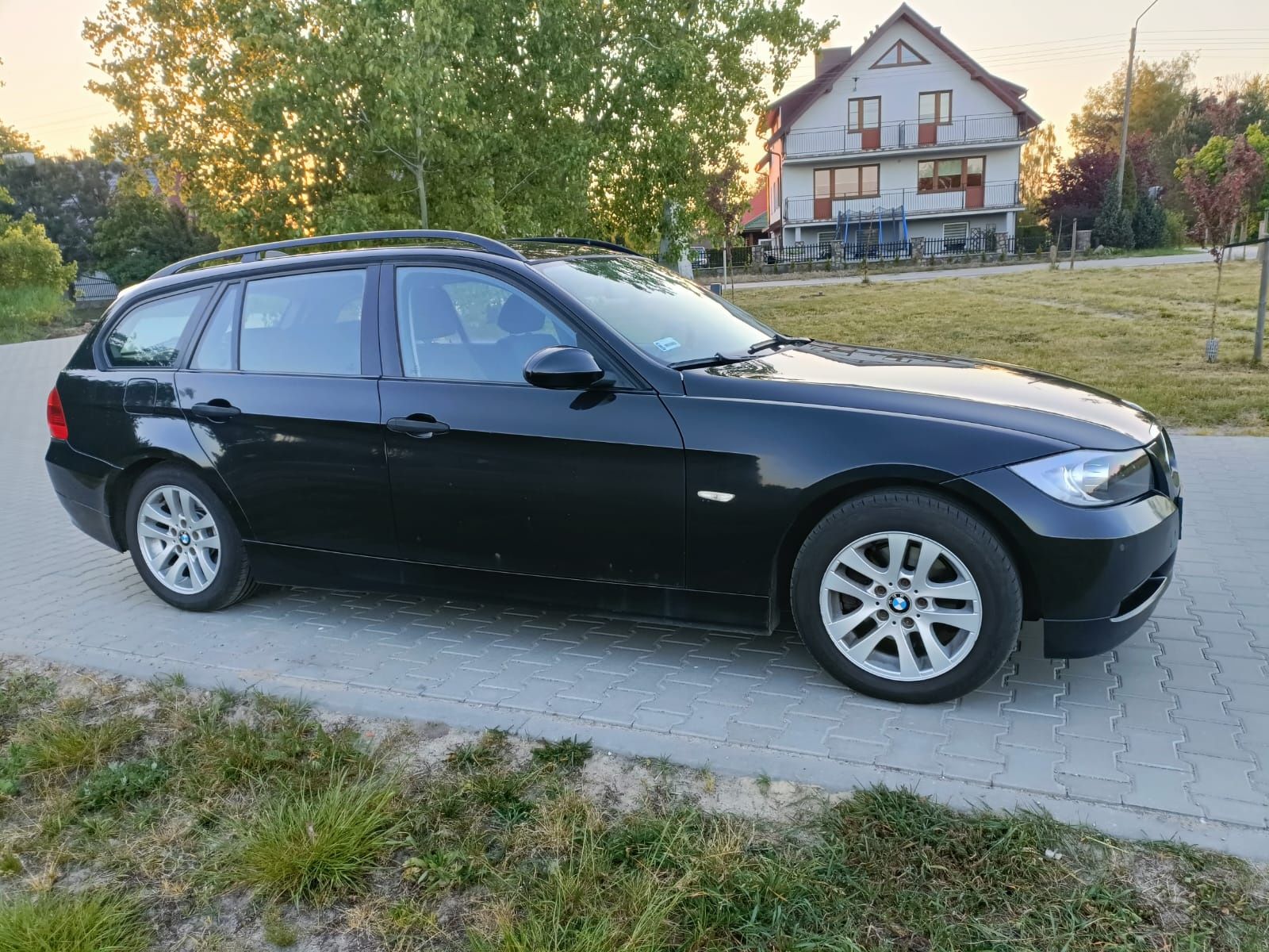 BMW E91 2.0d automat