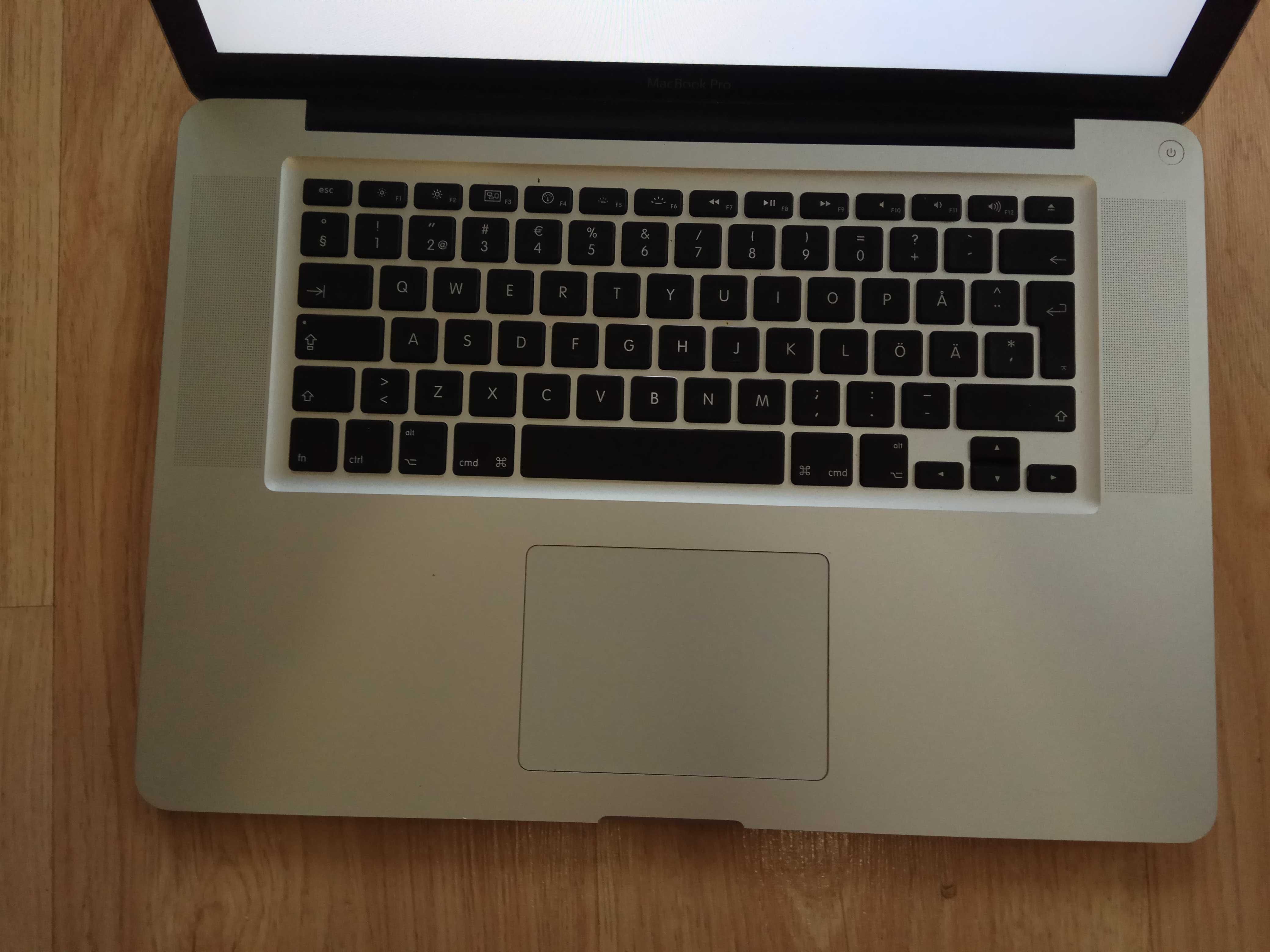 Macbook Pro 15' – 2011/чотири ядерний Core i7/ по запчастинам