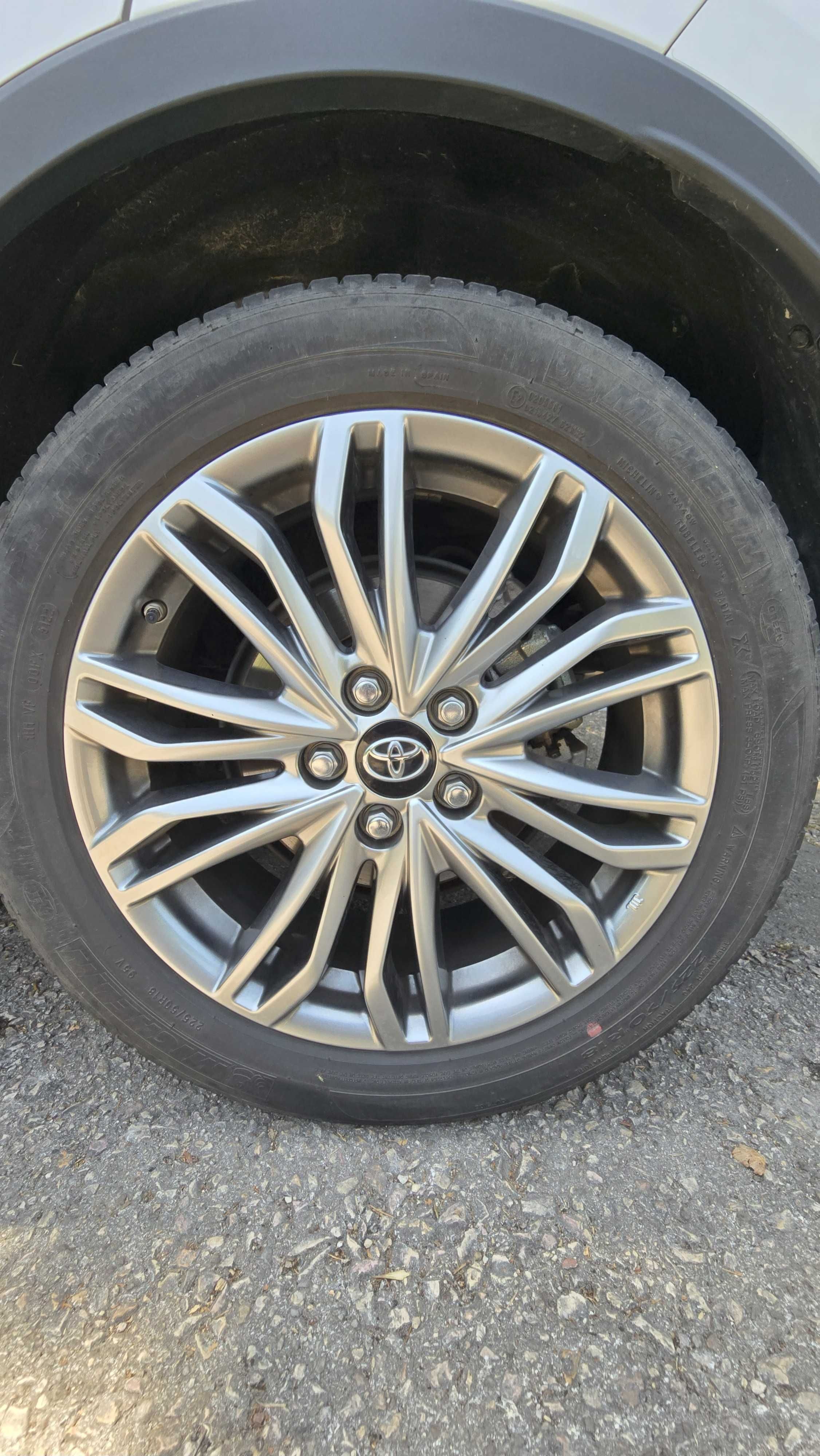 Toyota C-HR 1.8 Hybrid Exclusive + Pack Luxury