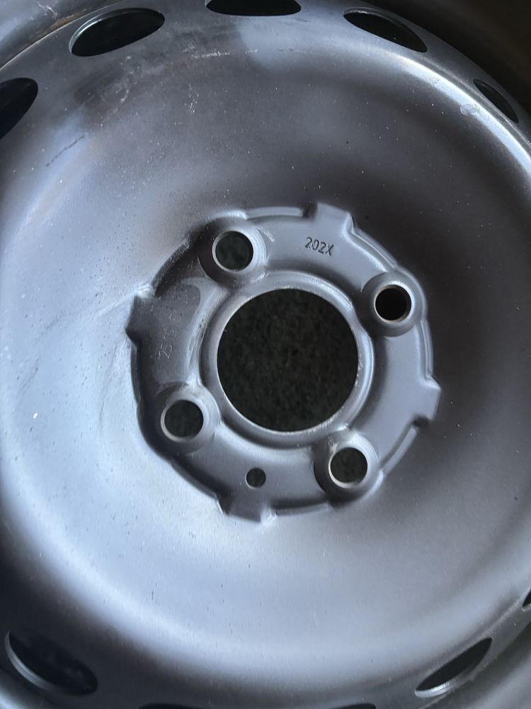 4x100 RENAULT 5,5J15 ET36 felgi stalowe 60,1 twingo