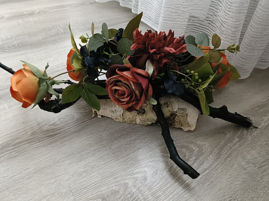 Wiązanka nagrobna stroik cmentarny na grób na cmentarz natura