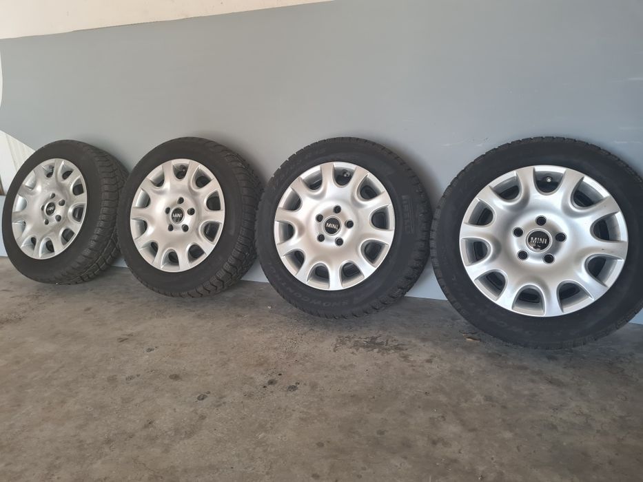 Koła/felgi stalowe 5x112 z oponami zimowymi Mini Cooper