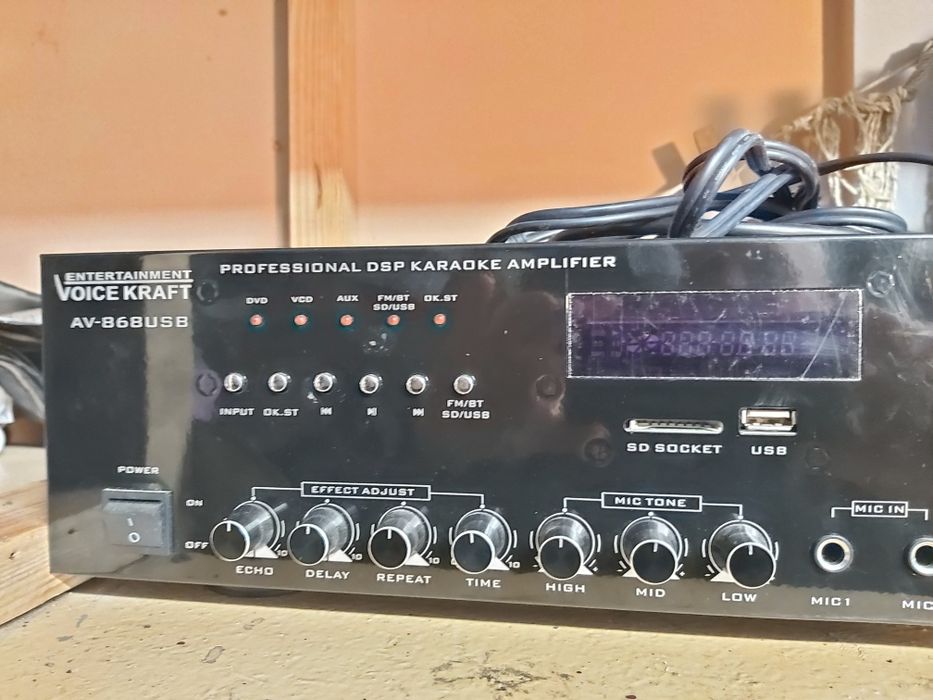 Amplituner wzmacniacz Voice Kraft AW868USB