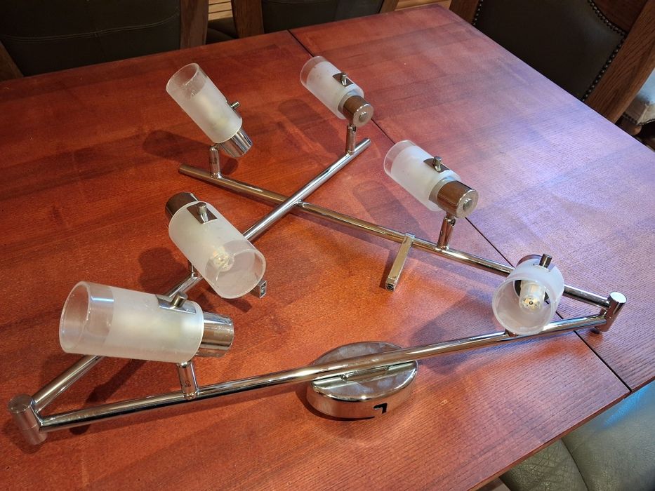 Lampa sufitowa wiszaca