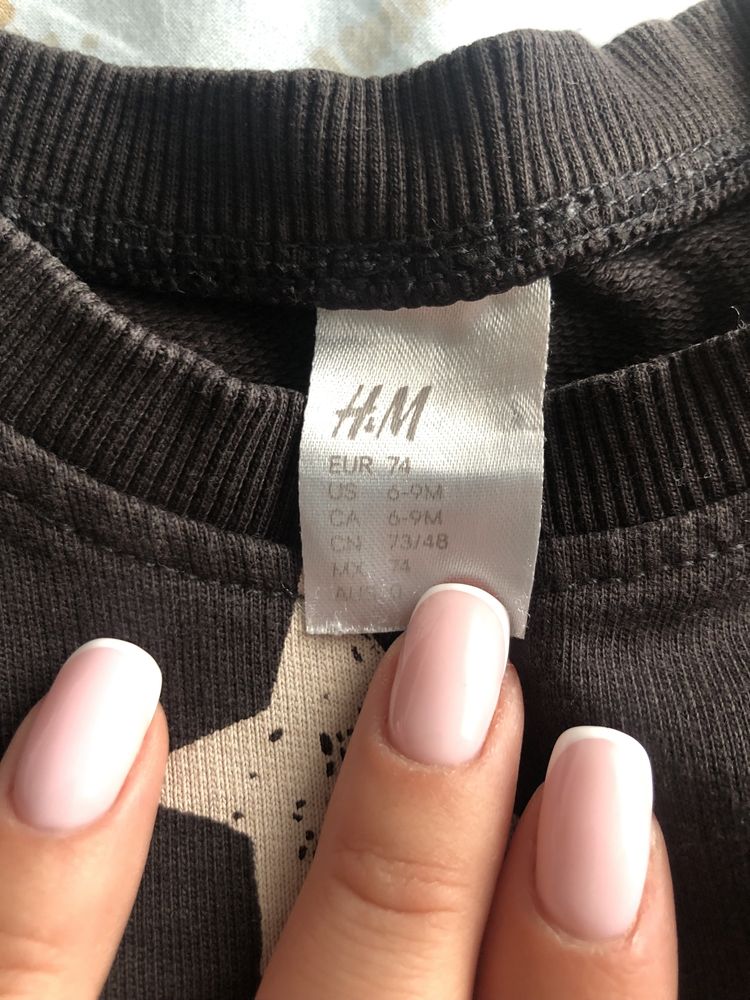 Bawełniany dres dla chłopca H&M r. 74 czarny gwiazdki